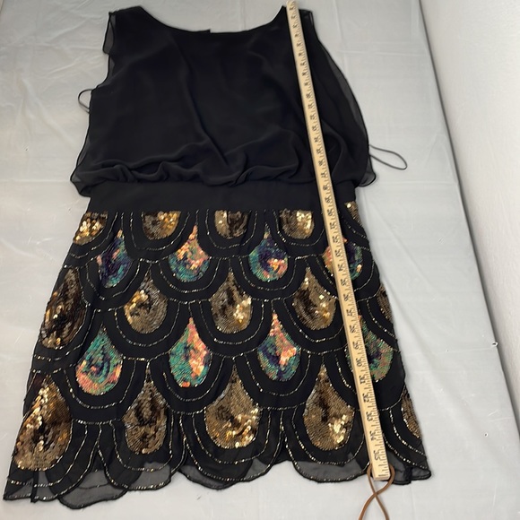 Betsy & Adams sequin open back fancy dress ladies Black and Gold Sequin Dress - Picture 8 of 8